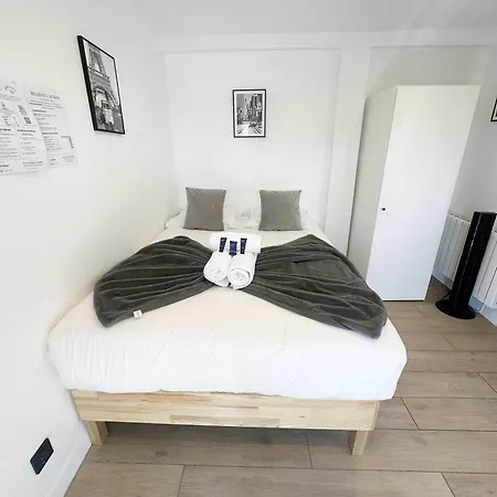 Appartement Voyage, Balcon, Vrai Lit Et Dressing - Loc Smart Argenteuil